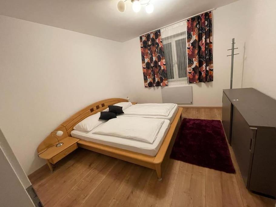 Rr-Rooms Ferienwohnung Judenburg Luaran gambar